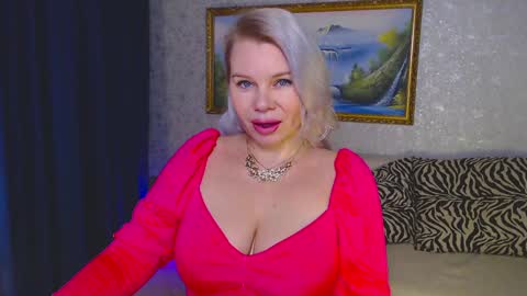 Snapshot of reasonforpassion_ chatting on February 1, 2025, 5:47 pm Im a little sick. Ill be back soon. online show from February 1, 2025, 5:47 pm
