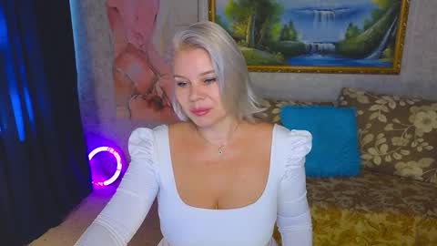 Snapshot of reasonforpassion_ chatting on September 23, 2025, 5:54 am Im a little sick. Ill be back soon. online show from September 23, 2025, 5:54 am