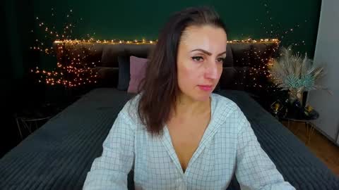 Snapshot of rebecca_diamonds chatting on January 23, 2025, 8:04 am rebecca_diamonds online show from January 23, 2025, 8:04 am