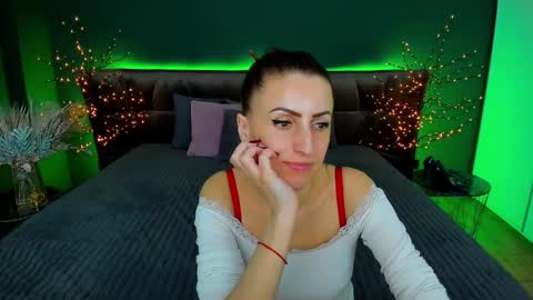 Snapshot of rebecca_diamonds chatting on January 26, 2025, 3:36 pm rebecca_diamonds online show from January 26, 2025, 3:36 pm