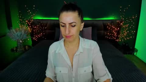 Snapshot of rebecca_diamonds chatting on January 28, 2025, 6:38 am rebecca_diamonds online show from January 28, 2025, 6:38 am