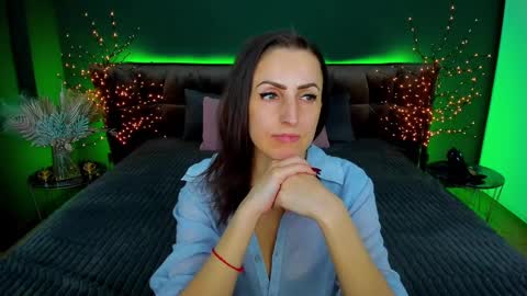 Snapshot of rebecca_diamonds chatting on January 30, 2025, 9:25 am rebecca_diamonds online show from January 30, 2025, 9:25 am