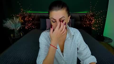 Snapshot of rebecca_diamonds chatting on February 10, 2025, 12:50 pm rebecca_diamonds online show from February 10, 2025, 12:50 pm