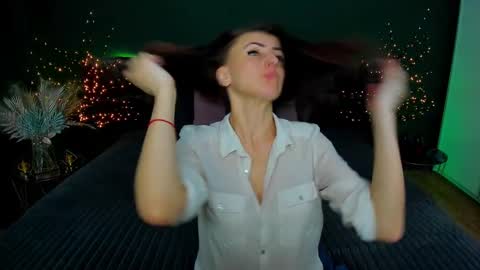 Snapshot of rebecca_diamonds chatting on February 24, 2025, 6:49 am rebecca_diamonds online show from February 24, 2025, 6:49 am