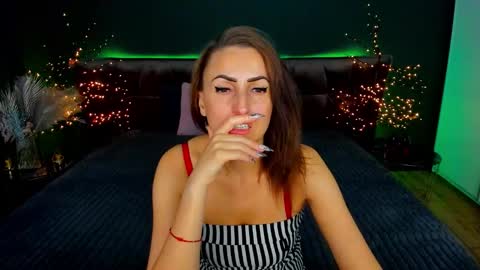 Snapshot of rebecca_diamonds chatting on September 25, 2025, 7:12 am rebecca_diamonds online show from September 25, 2025, 7:12 am