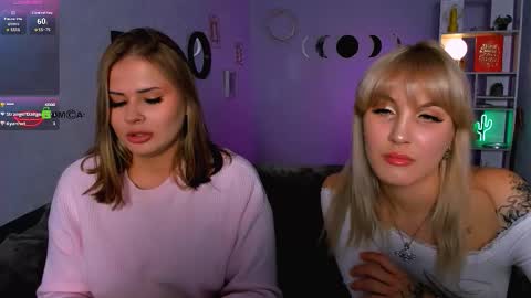 rebecca_smile_ online show from October 7, 2025, 7:33 pm