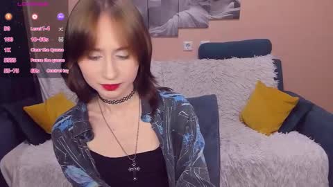RebeccaWind online show from September 21, 2025, 11:45 am