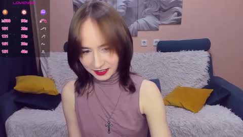 RebeccaWind online show from October 3, 2025, 12:13 pm