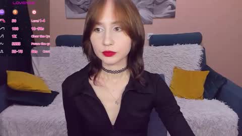 RebeccaWind online show from October 5, 2025, 12:14 pm