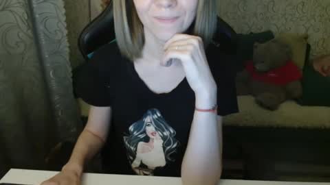 RebesaOlset online show from September 29, 2025, 4:23 pm