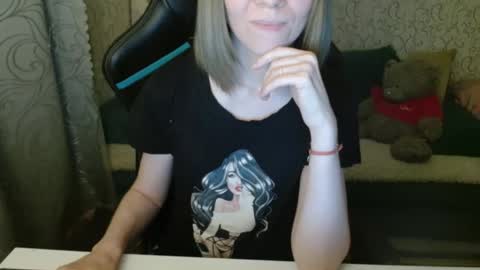 RebesaOlset online show from September 30, 2025, 3:39 pm