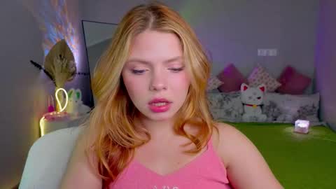 red__candy online show from October 9, 2025, 2:15 pm