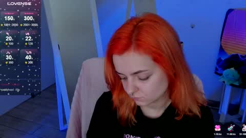 Snapshot of red_bestie_ chatting on November 29, 2025, 1:36 pm Bestie online show from November 29, 2025, 1:36 pm