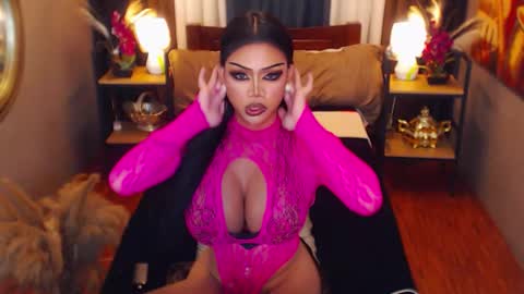 Snapshot of red_ivyy chatting on November 7, 2025, 8:09 pm AsianRedivy online show from November 7, 2025, 8:09 pm