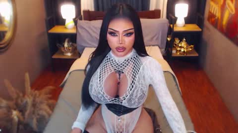 Snapshot of red_ivyy chatting on December 2, 2025, 11:37 am AsianRedivy online show from December 2, 2025, 11:37 am