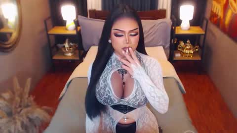 Snapshot of red_ivyy chatting on December 4, 2025, 11:19 am AsianRedivy online show from December 4, 2025, 11:19 am