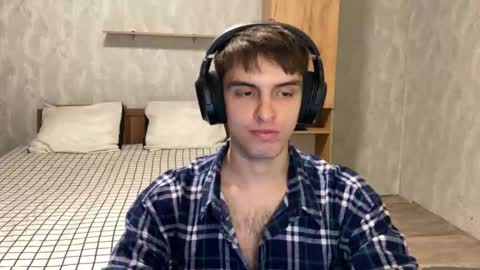 redbullshine online show from September 14, 2025, 6:07 pm