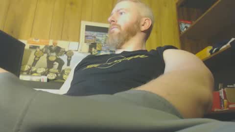 Snapshot of redhead4fun chatting on February 23, 2025, 4:35 pm theredhead4fun online show from February 23, 2025, 4:35 pm