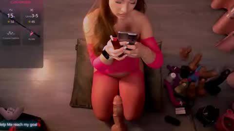 Snapshot of redhead_shark chatting on February 23, 2025, 10:20 pm Redhead Shark online show from February 23, 2025, 10:20 pm