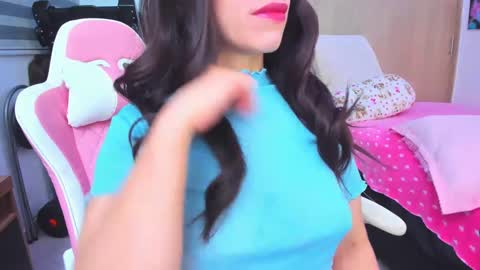 Snapshot of redski77 chatting on February 9, 2025, 6:11 am redski77 online show from February 9, 2025, 6:11 am