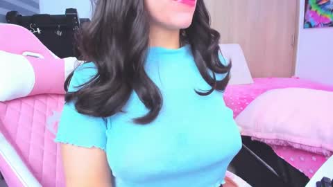 Snapshot of redski77 chatting on February 24, 2025, 9:21 am redski77 online show from February 24, 2025, 9:21 am