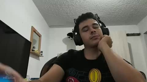 Snapshot of redsoul951869 chatting on October 8, 2025, 5:27 am RedsoulReaver online show from October 8, 2025, 5:27 am