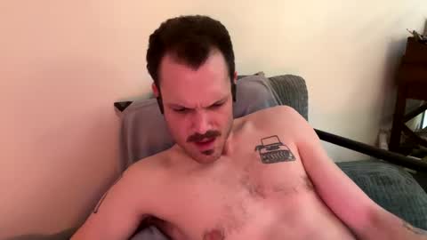 Snapshot of reed_thomas chatting on March 3, 2025, 7:10 am Reed Thomas online show from March 3, 2025, 7:10 am