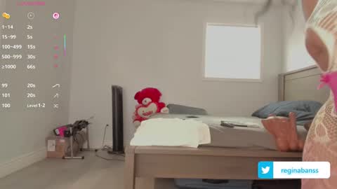 reginabanx online show from October 2, 2025, 10:28 pm