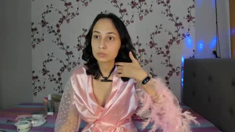 Snapshot of reginamoon12 chatting on February 1, 2025, 10:26 am Alisa online show from February 1, 2025, 10:26 am