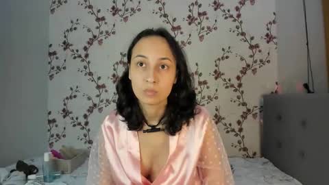 Snapshot of reginamoon12 chatting on February 9, 2025, 4:29 pm Alisa online show from February 9, 2025, 4:29 pm