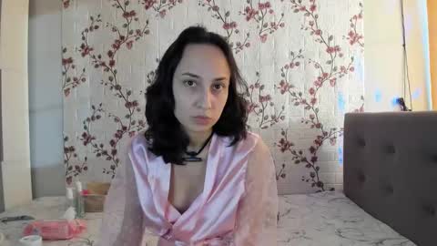 Snapshot of reginamoon12 chatting on February 21, 2025, 1:33 pm Alisa online show from February 21, 2025, 1:33 pm