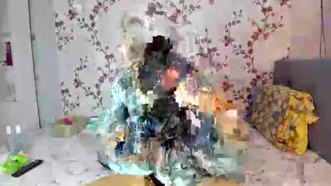 Snapshot of reginamoon12 chatting on October 6, 2025, 8:01 am Alisa online show from October 6, 2025, 8:01 am