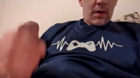 Snapshot of regularguy20 chatting on January 14, 2025, 8:41 am regularguy20 online show from January 14, 2025, 8:41 am