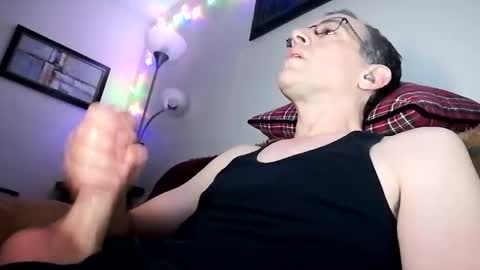 Snapshot of regularguy20 chatting on October 23, 2025, 9:30 am regularguy20 online show from October 23, 2025, 9:30 am