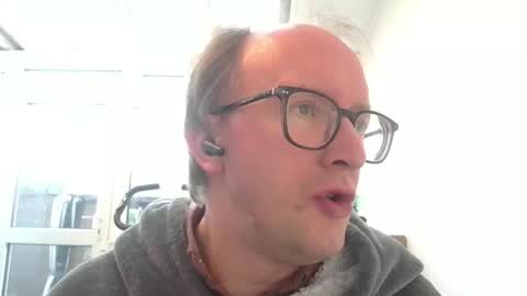 relaxnchat41 online show from November 24, 2025, 3:23 pm