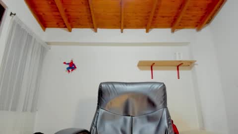 Rmy Steen online show from November 9, 2025, 2:10 am