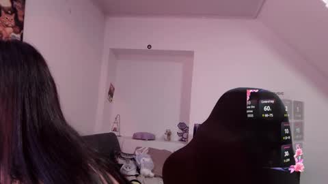 Snapshot of ren_yamashiro chatting on January 11, 2025, 7:39 am ren_yamashiro online show from January 11, 2025, 7:39 am