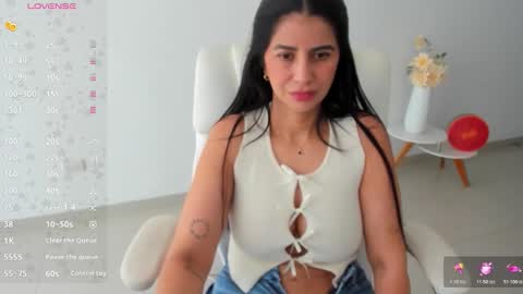 RENATA online show from October 24, 2025, 4:58 pm