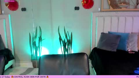 Snapshot of renataruiz_rr chatting on February 16, 2025, 12:21 pm online show from February 16, 2025, 12:21 pm