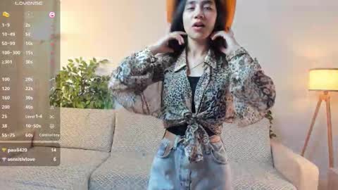 Snapshot of renatenavejar chatting on October 4, 2025, 1:14 am Call me Mira online show from October 4, 2025, 1:14 am