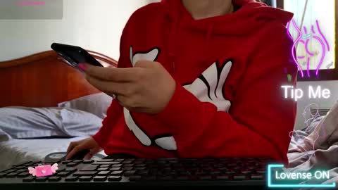 Snapshot of renattabigboobs chatting on October 7, 2025, 10:23 am Renatta online show from October 7, 2025, 10:23 am