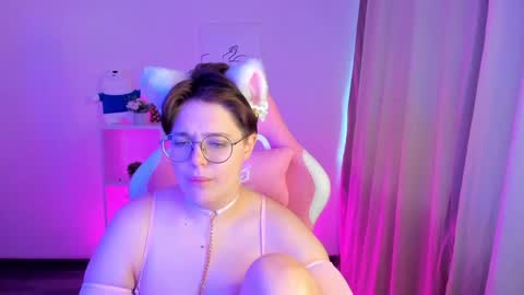 renee_turner online show from December 27, 2024, 7:18 am