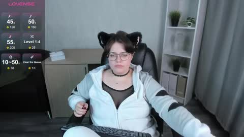 Snapshot of renee_turner chatting on February 22, 2025, 2:30 pm renee_turner online show from February 22, 2025, 2:30 pm