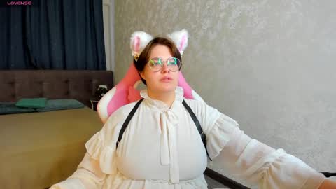 Snapshot of renee_turner chatting on March 2, 2025, 8:16 am renee_turner online show from March 2, 2025, 8:16 am