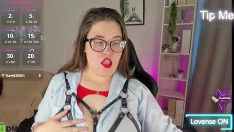 Snapshot of renee_turner chatting on November 10, 2025, 9:08 am renee_turner online show from November 10, 2025, 9:08 am