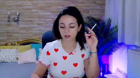 renesmesweet online show from February 21, 2025, 9:02 am