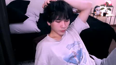 rennuts online show from November 18, 2025, 3:38 pm