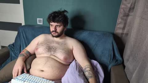 Snapshot of repmah chatting on February 25, 2025, 1:41 am My name is Repmah  help me to get 50 thumb-up online show from February 25, 2025, 1:41 am