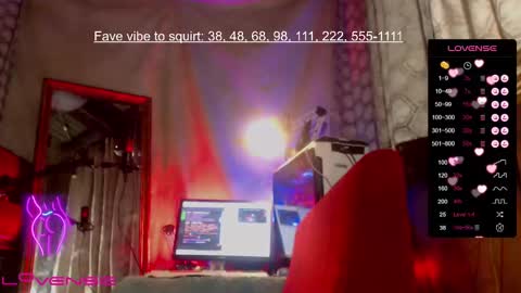 Snapshot of respectme0923 chatting on February 16, 2025, 2:32 pm HAZEL online show from February 16, 2025, 2:32 pm