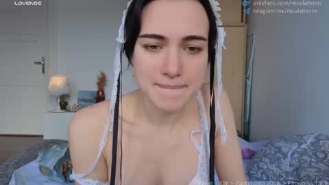 Ewiwi online show from October 26, 2025, 11:27 am